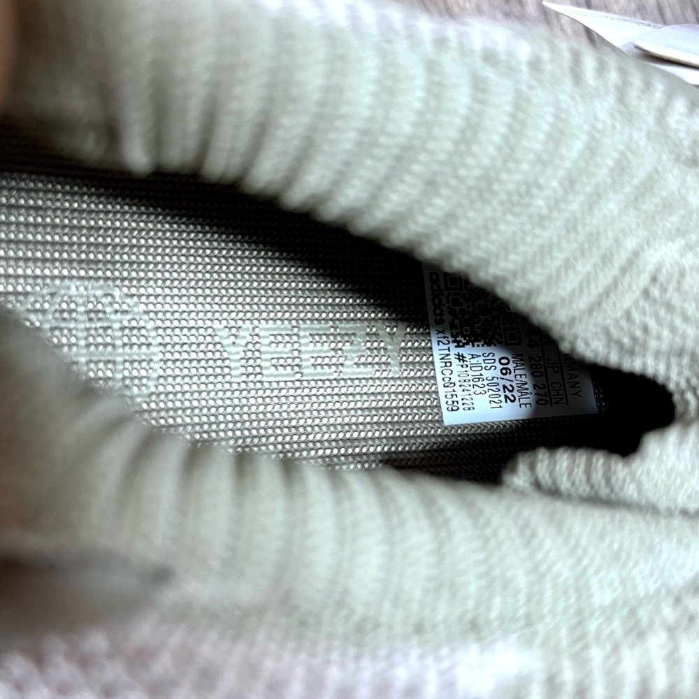 *Yeezy | 450 Cloud Sneaker Stone Flax Size 10 - Picture 10 of 15